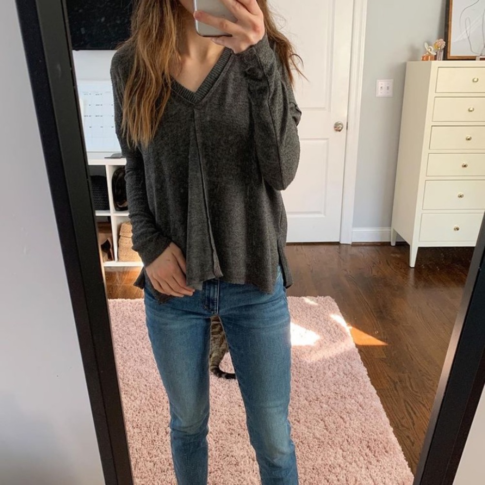 project social t gray vneck sweater